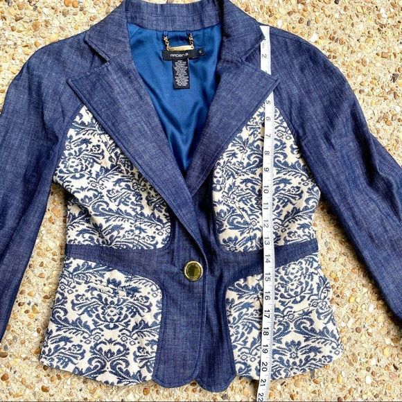 Like New Arden B Y2K 90s Denim Cream Brocade Jacket Size S - Picture 6 of 8